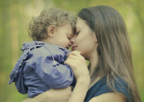 7 White Lies that All Mothers Tell at Some Point