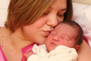 How to Control Anxiety During Childbirth