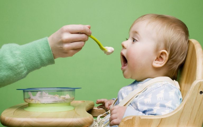 How To Make Sure Your Baby Has A Good Relationship With Food