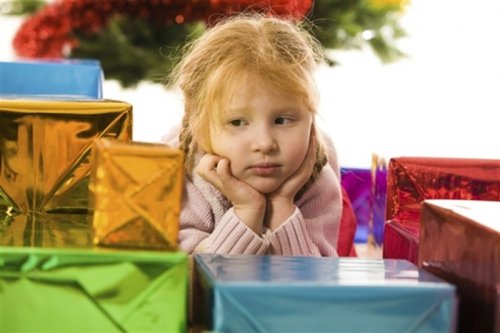 7 Reasons To Not Give Your Child Too Many Toys