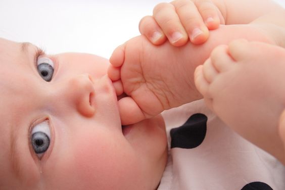 Barefoot Babies: Happier and Smarter?