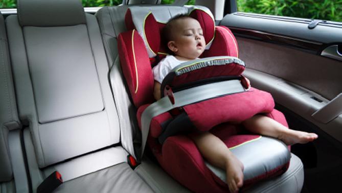 car safety tips for travelling with your newborn