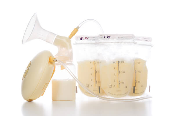 how to properly extract and store breast milk