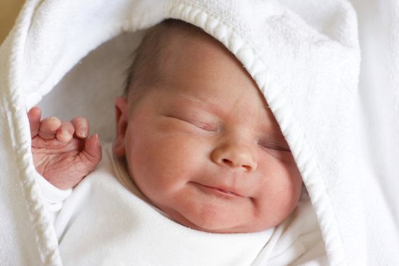 Newborn Wonders: 5 Curiosities about Your Baby's First Days of life