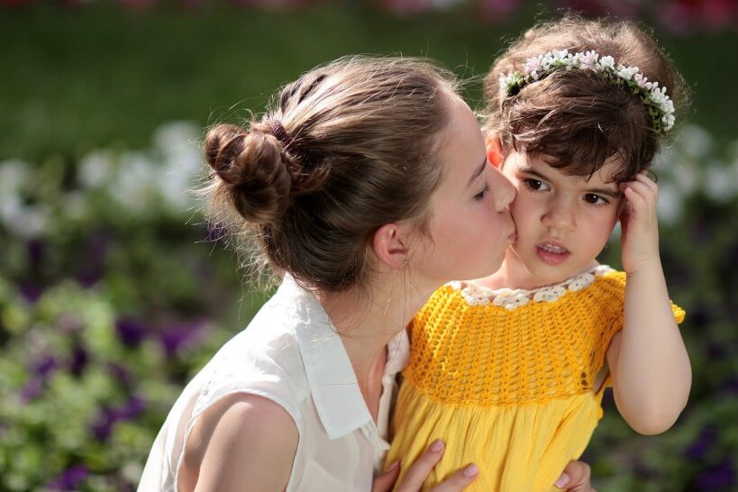 children have the right not to kiss if they don't want to
