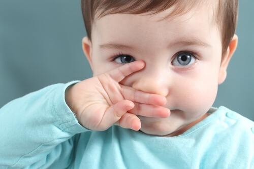 how to remove mucus from your child's nose