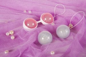 Why and How to Use Chinese Ben Wa balls after Childbirth
