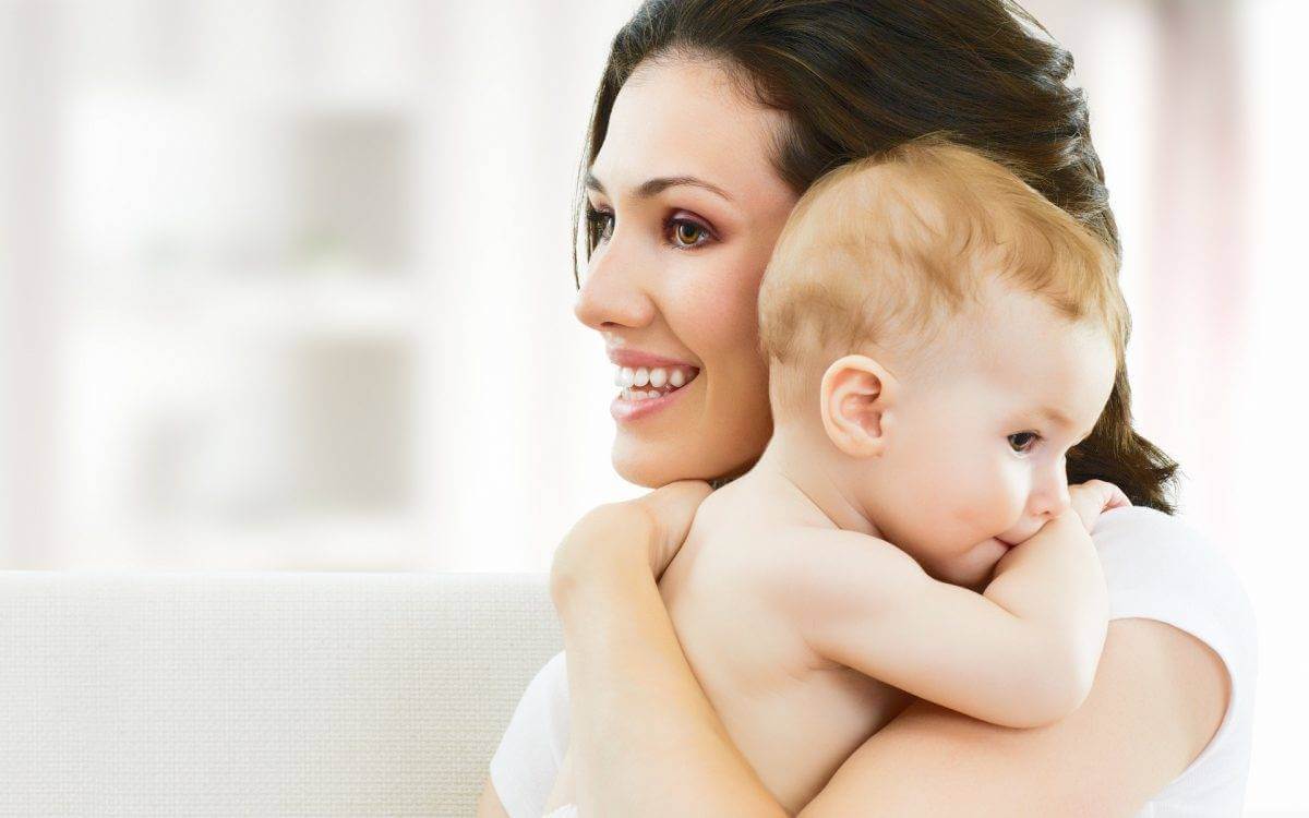 why it's so important to hug your baby often