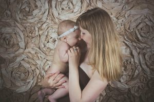 Your Baby's Fifth Month: Characteristics and Changes