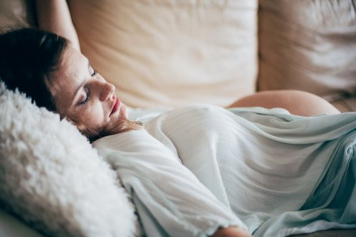 4 Sleeping Positions to Get the Rest You Need during Pregnancy