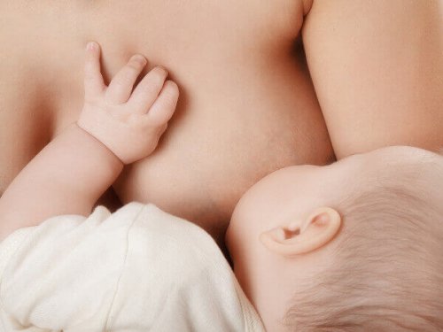 The 9 Most Frequently Asked Questions about Breastfeeding
