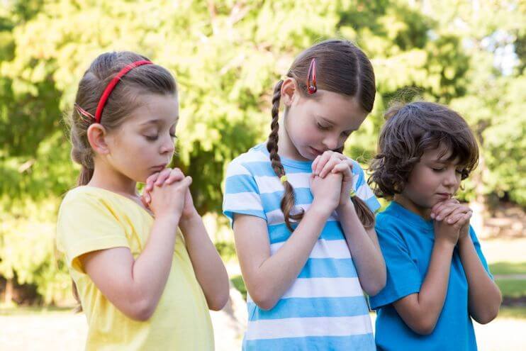 10 Ways to Bring Your Child Closer to God