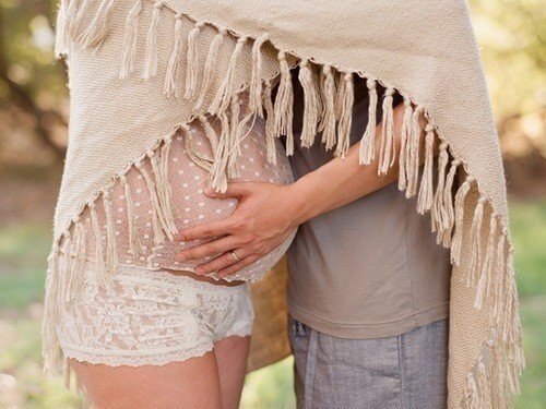 Pregnant couple