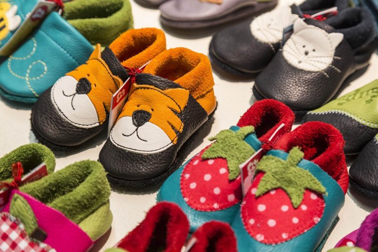 How to Choose the Right Shoes for Your Baby?