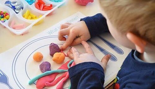 Simple Games for 3-Year-Olds that Stimulate Intellectual Development