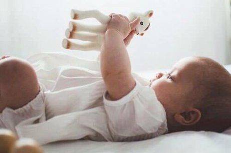 How to Boost the Development of Fine Motor Skills in Babies