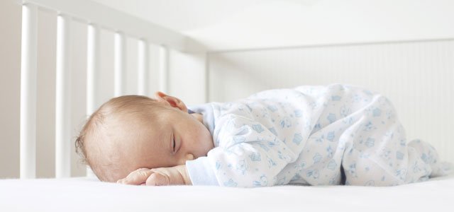 5 Types of Cribs: Advantages and Disadvantages