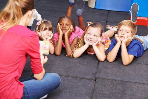 Children listening equally