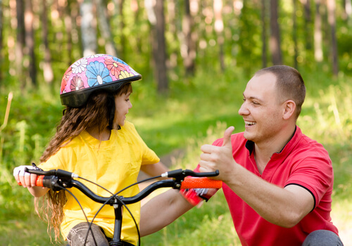 How to Praise Your Children Equally?