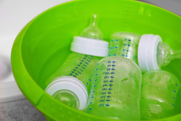 Tips to Sterilizing Baby Bottles