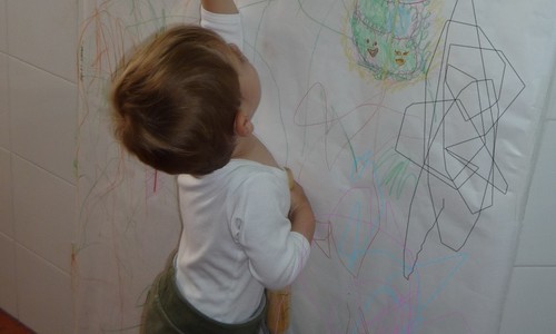 5 Tips to Prevent Your Children from Drawing on the Walls