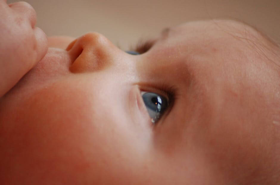 When Do Babies Start to See?