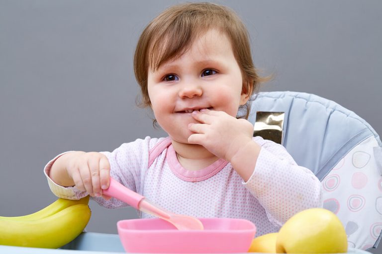5 Tips to Teach Children to Eat Alone