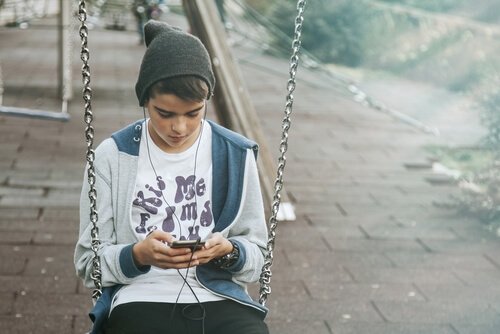 7 Situations Only Mothers of Teenagers Understand