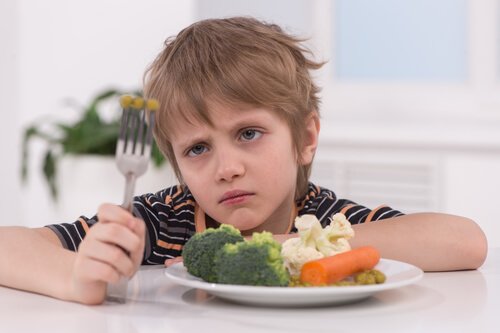 7 Excuses Children Use to Avoid Eating