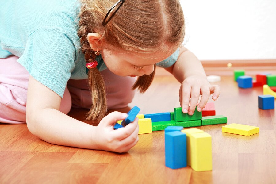 Why It’s Good for Children to Learn to Play on Their Own