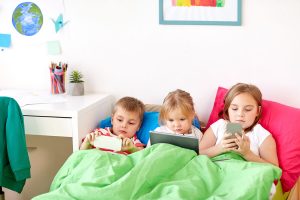Do You Know What Age Children Should Get Cell Phones?