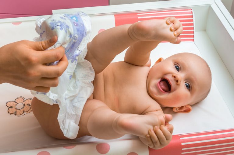 Advantages and Disadvantages of Cloth Diapers