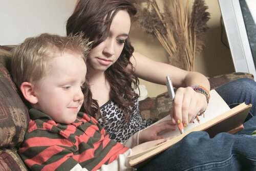 15 Questions to Ask When Interviewing a Nanny
