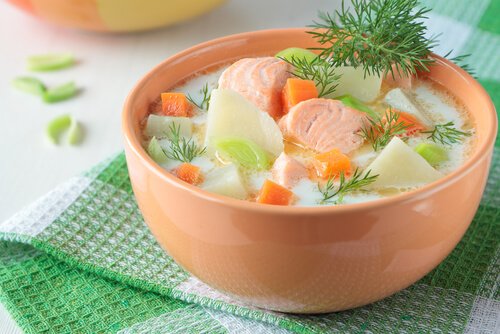 Great fish recipes for kids: salmon soup