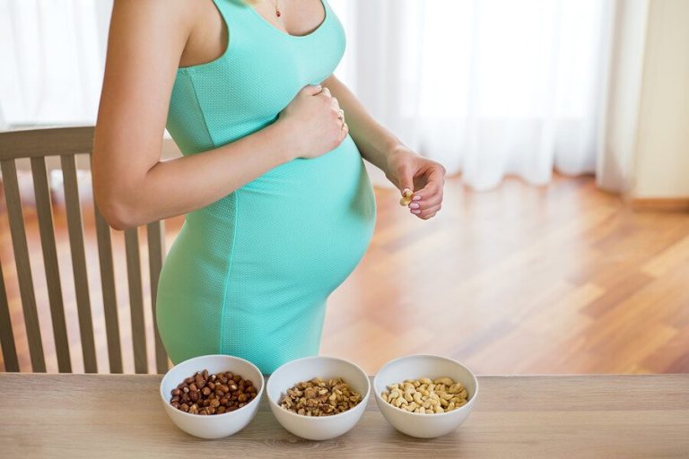 Which Vitamins Should I Take During Pregnancy?
