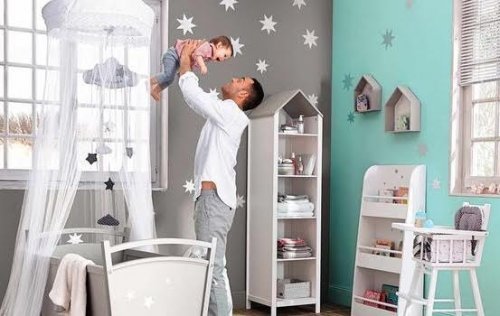 Tips to Organizing Your Baby's Room 