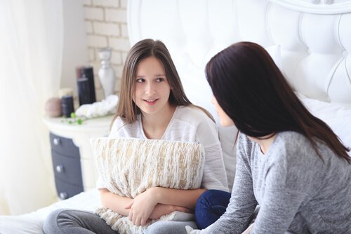 Tips for Talking About Menstruation With Your Daughter