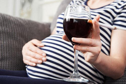 What is Fetal Alcoholism Syndrome and Why Are the Consequences?