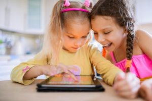 8 Negative Effects of Technology on Kids