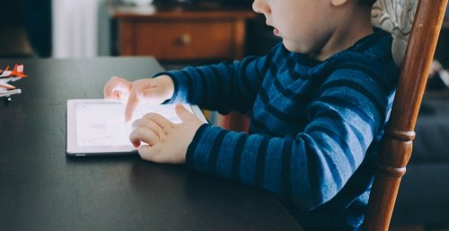 Is it Good for Children to Use Tablets?