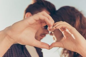 7 Benefits of Marrying Young