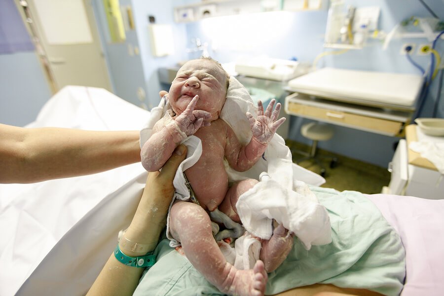 Why Women Donate the Umbilical Cord After Giving Birth