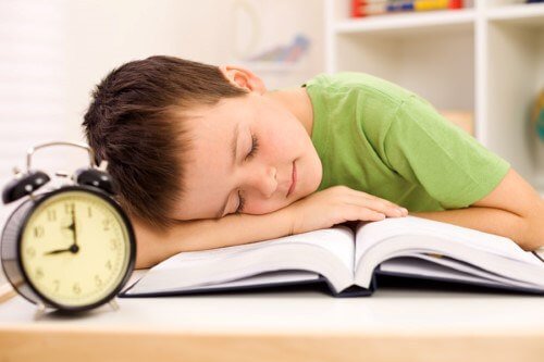 Is It Good for Children to Do Homework During the Summer?