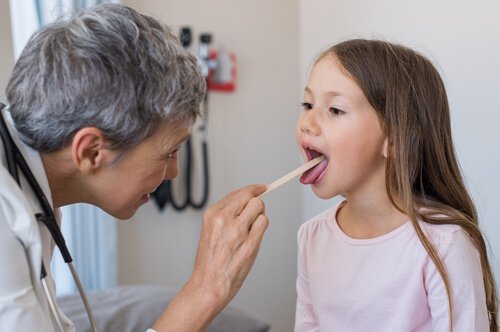 Geographic Tongue in Children: Symptoms and Treatment