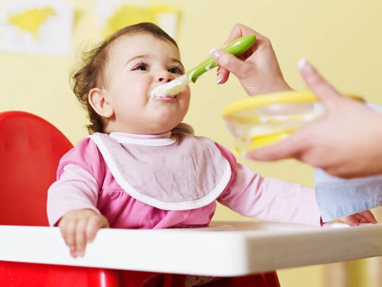Tips for Establishing Your Baby's Feeding Routine