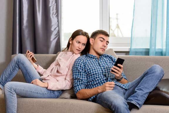 Is It Good to Control Your Partner’s Social Media?