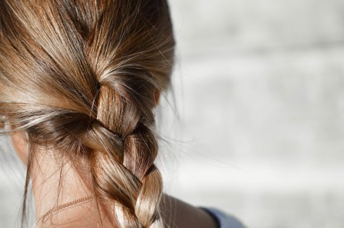 Daily Hair Washing: Learn About the Benefits