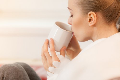 Pros and Cons of Drinking Green Tea During Pregnancy