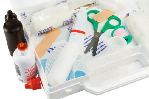 What Should Your Home's First Aid Kit Contain?