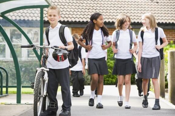 The Advantages and Disadvantages of School Uniforms
